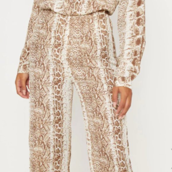 NWT - BROWN SNAKE PRINT WIDE LEG PANTS - Picture 6 of 10